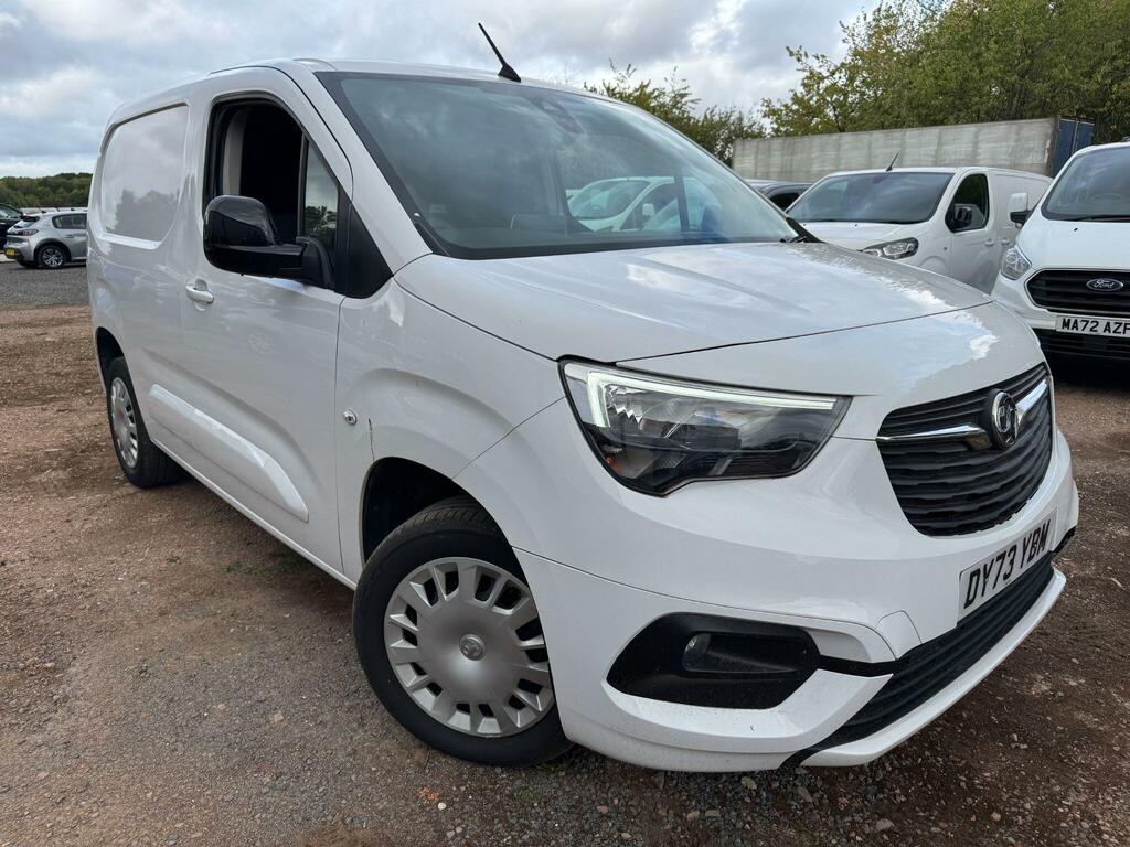 Vauxhall Combo 1.5 Turbo D 2300 Pro L1 H1 Euro 6 Ss White