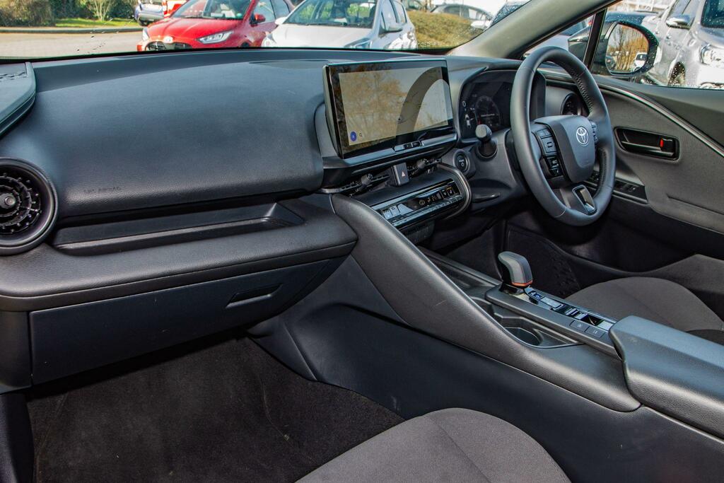 Toyota C-Hr 2.0 Vvt-h 13.6 Kwh Design Cvt Euro 6 Ss Black #5