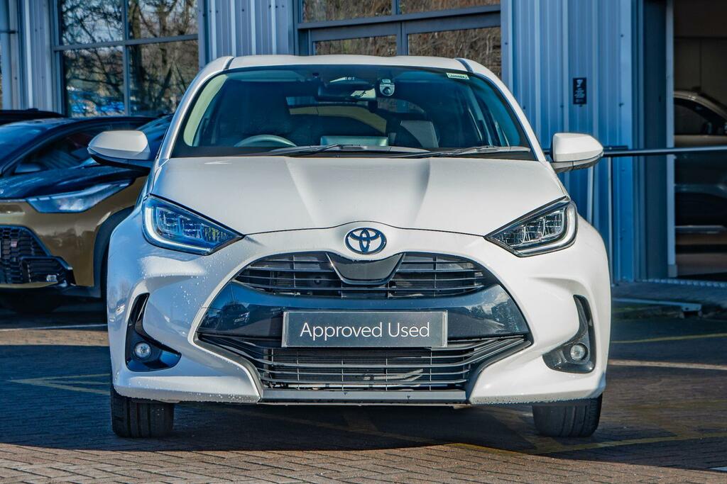 Toyota Yaris 1.5 Vvt-h Design E-cvt Euro 6 Ss  White #5