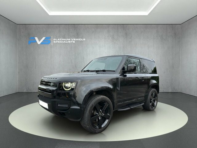 Land Rover Defender 2023 2.0 P300 X-dynamic Se Suv 4Wd Black