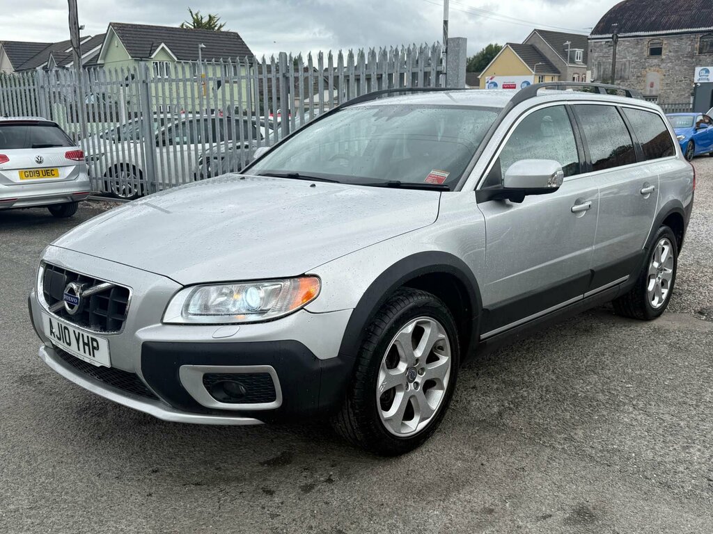 Volvo XC70 2.0 Xc70 Se Luxury D3 Silver #3
