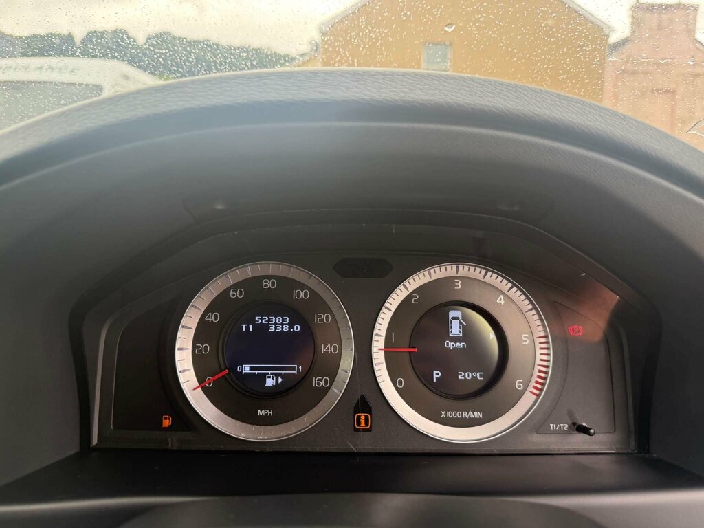 Volvo XC70 2.0 Xc70 Se Luxury D3 Silver #6