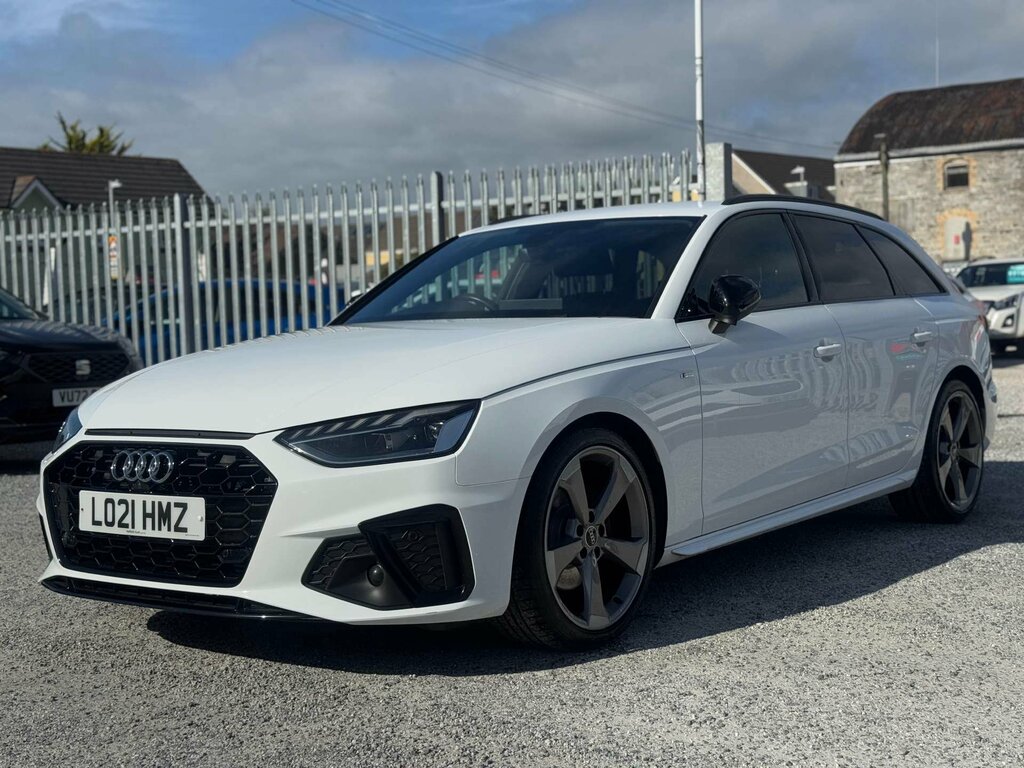 Audi A4 2.0 A4 Black Edition 35 Tfsi Mhev LO21HMZ White #3