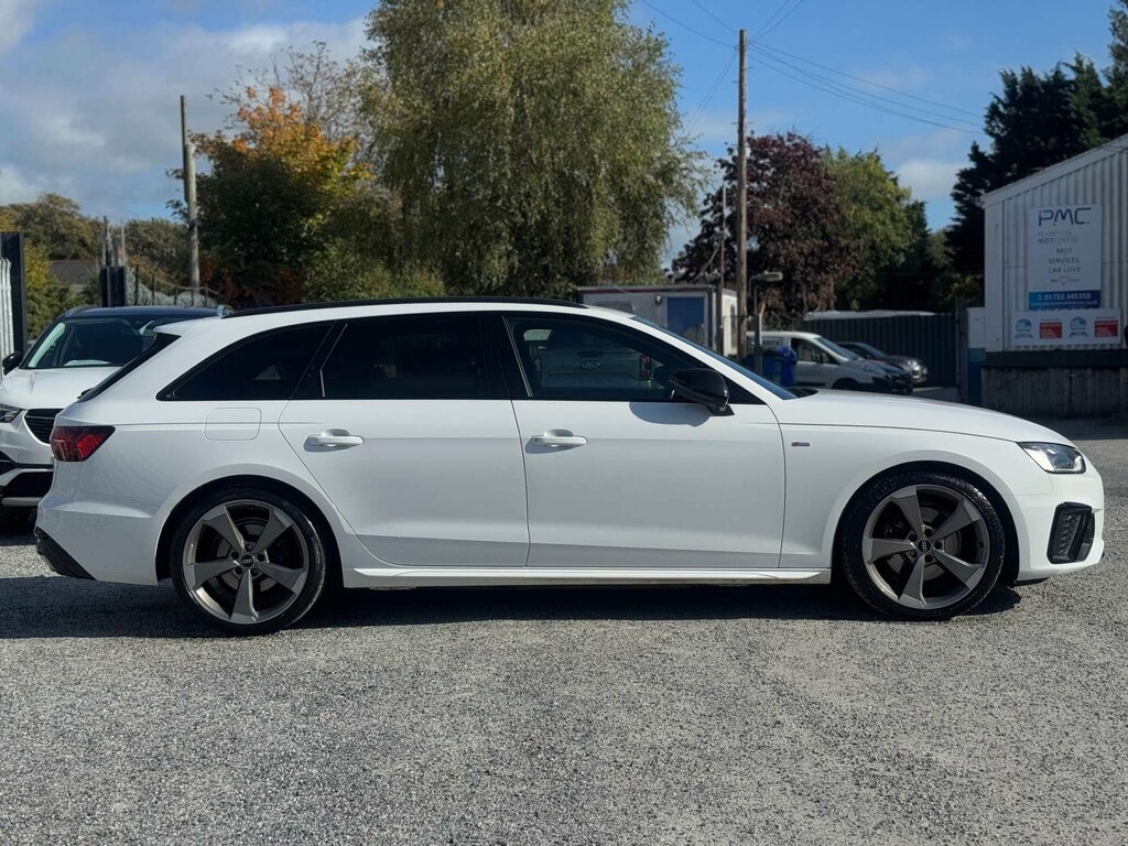 Audi A4 2.0 A4 Black Edition 35 Tfsi Mhev LO21HMZ White #4