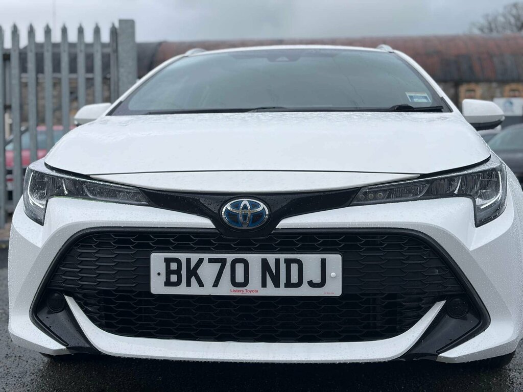 Toyota Corolla 1.8 Corolla Icon Hev Cvt BK70NDJ White #2