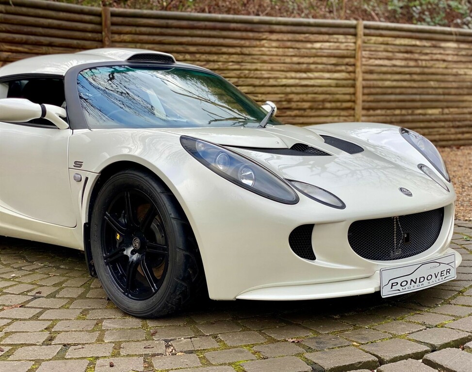 Lotus Exige Coupe Red #70