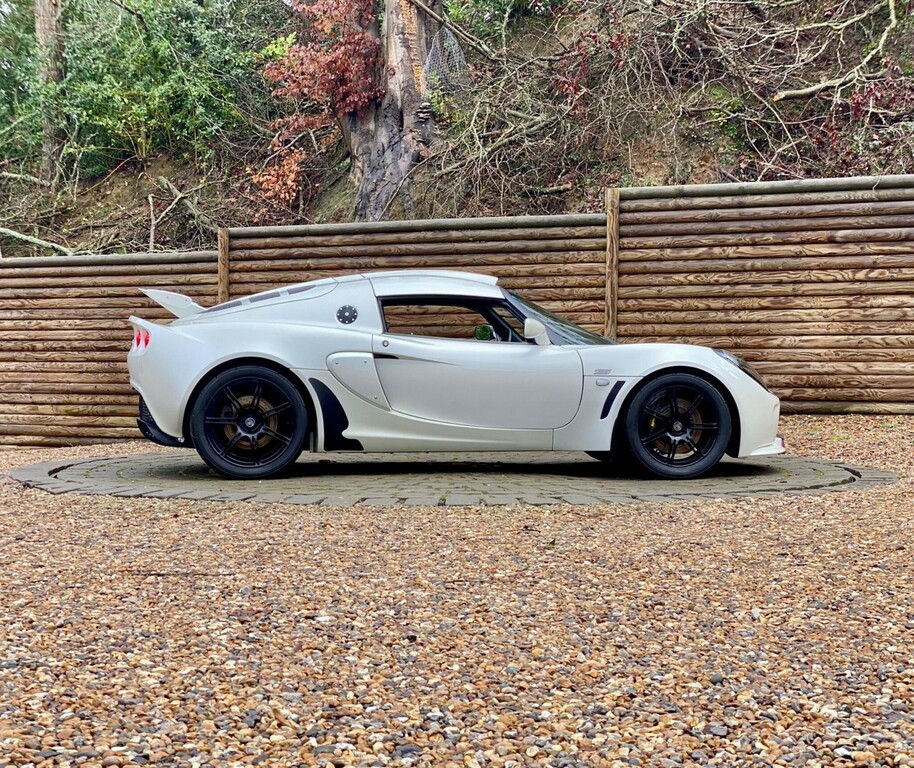 Lotus Exige Coupe Red #28