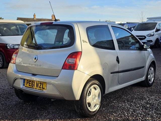 Renault Twingo 1.2 16V Pzaz Euro 5 Silver #4