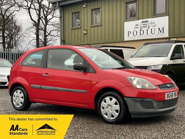 Ford Fiesta 1.25 Studio Red