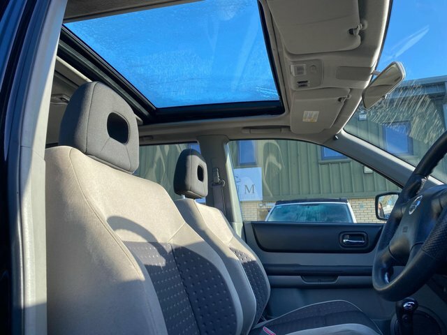 Nissan X-Trail 2.0I Se Green #8