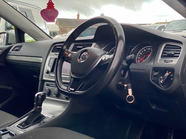 Volkswagen Golf 2.0 Tdi Bluemotion Tech Se Dsg Euro 5 S S FR13HBA Black #3