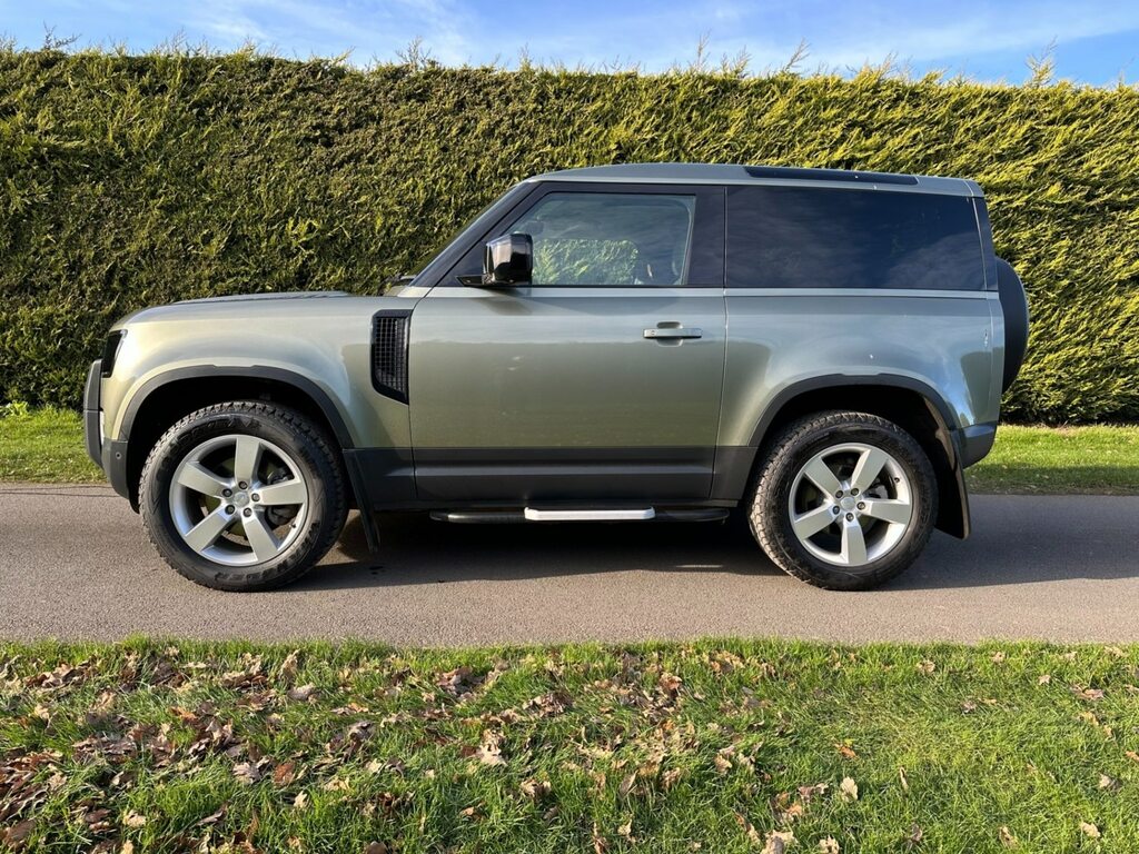 Land Rover Defender 90 3.0 D250 Hse 90 HJ23MYO Green #4