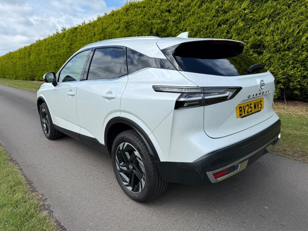 Nissan Qashqai 1.3 Dig-t Mh 158 N-connecta Xtronic BV25MVS  #5