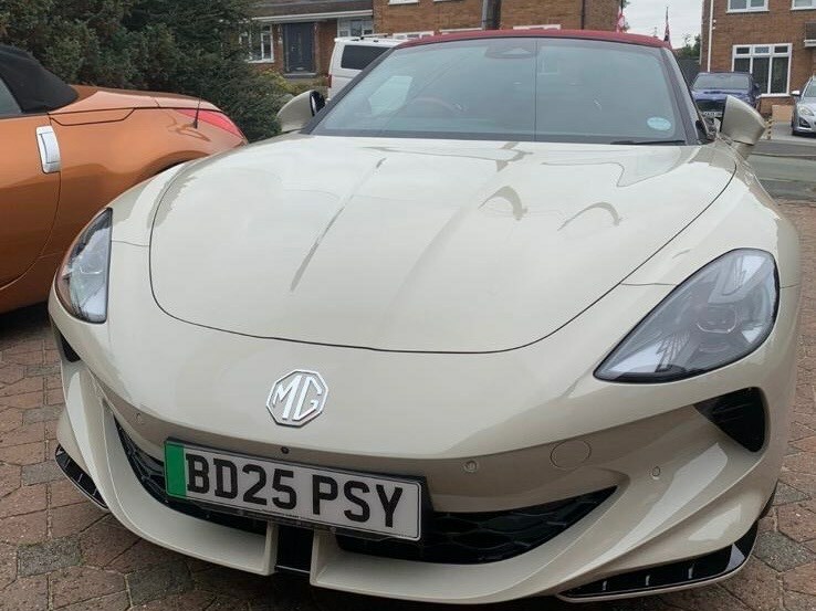 MG Cyberster 250Kw Trophy Single Motor 77 Kwh #2