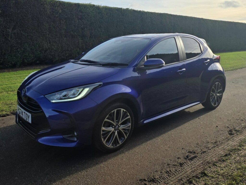 Toyota Yaris 1.5 Hybrid Excel Cvt BD74HYR #3