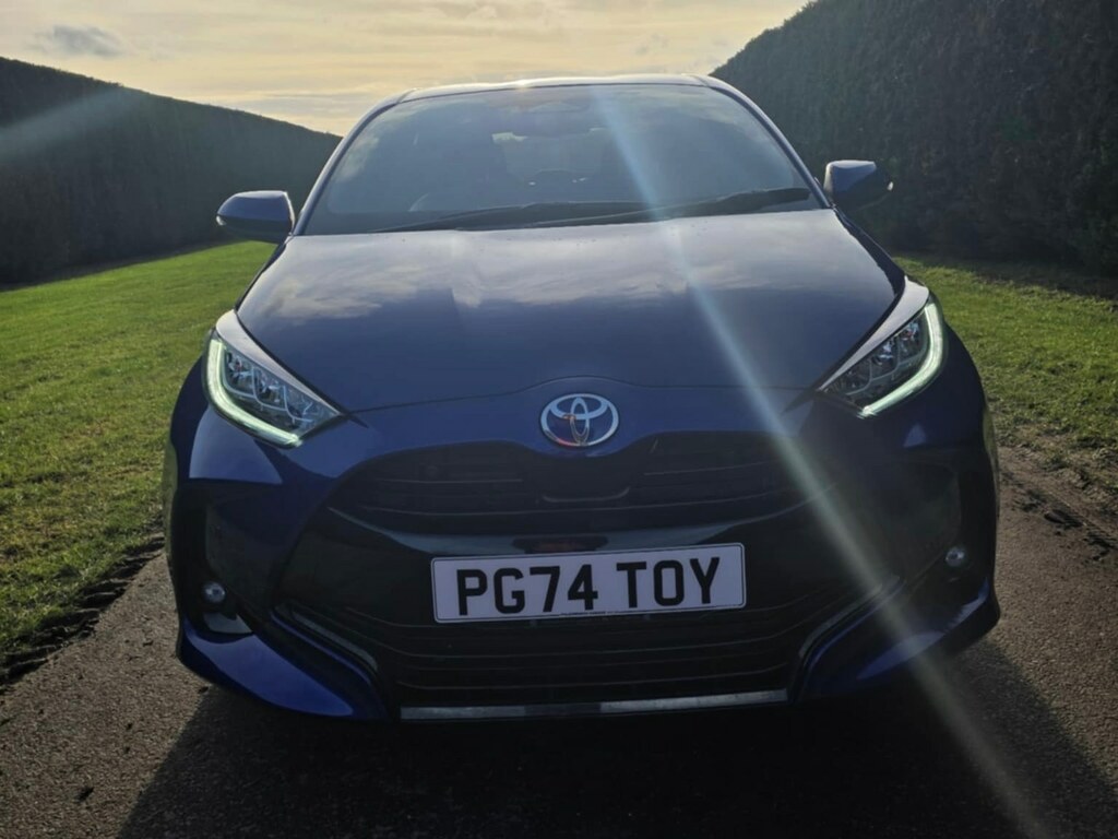 Toyota Yaris 1.5 Hybrid Excel Cvt BD74HYR #2