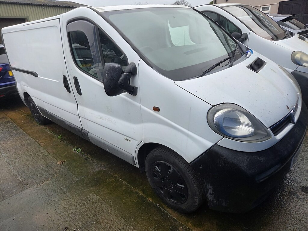Vauxhall Vivaro 1.9Cdti 100Ps Van 2.9T #2
