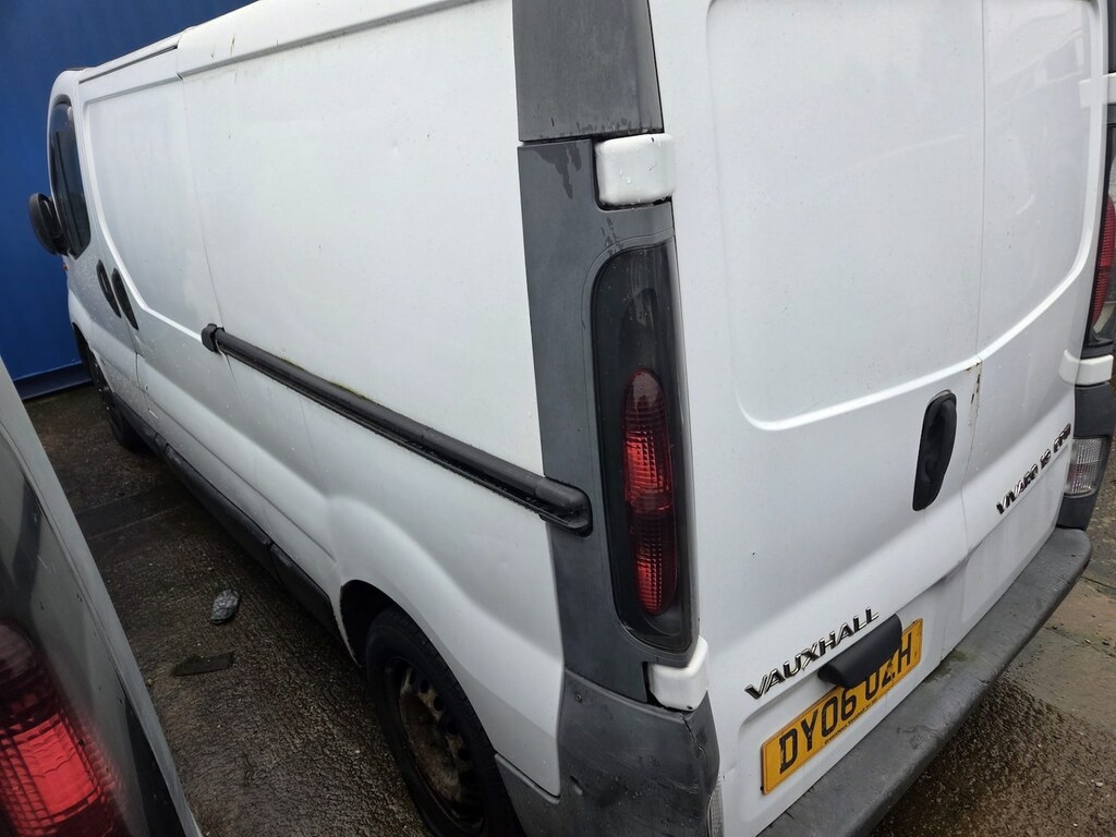 Vauxhall Vivaro 1.9Cdti 100Ps Van 2.9T #5