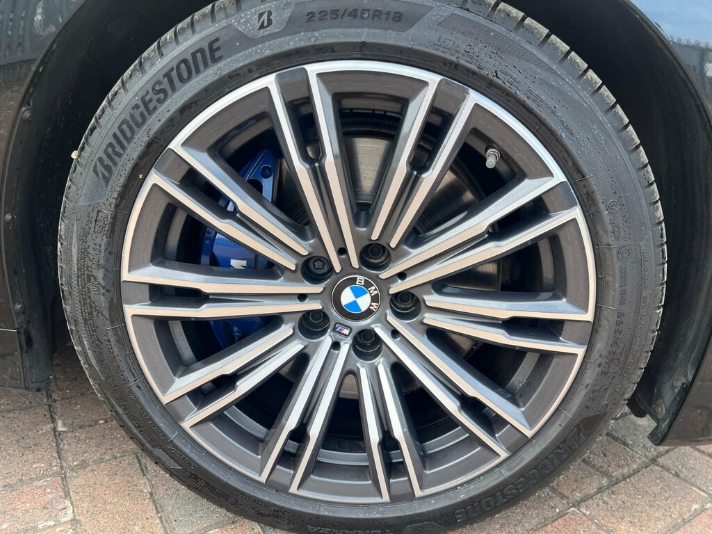 BMW 3 Series 2.0 330I M Sport Euro 6 Ss HN71JGF Black #4