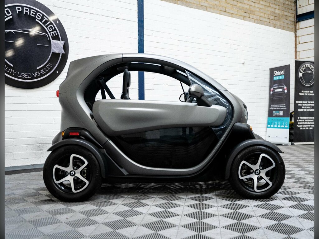 Renault Twizy 0L Dynamique White #6