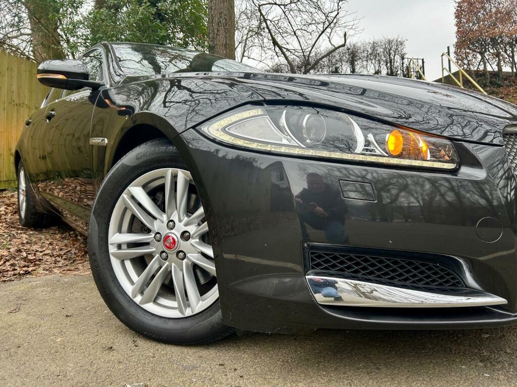 Jaguar XF Saloon 3.0 D V6 240Luxuryonly73k-xenons-nav-btd MT63NUC Grey #2