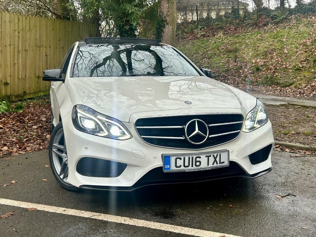 Mercedes-Benz E Class Saloon E220amg Night Edition Prem1owner-only 35 White #2