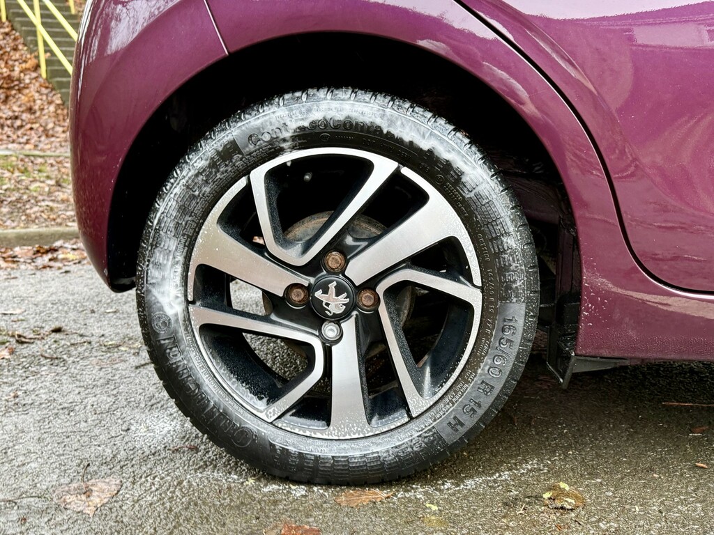 Peugeot 108 Hatchback 1.2Allurecam-dab-bt-purple-fsh-2kys-ul MW18XHT Purple #4