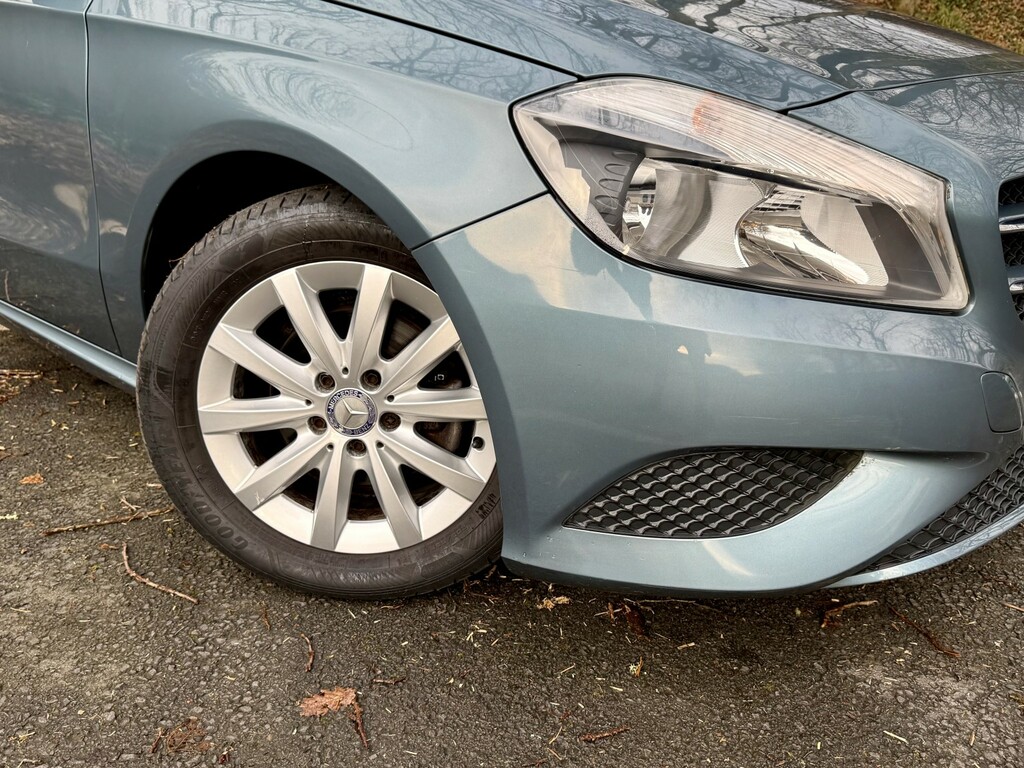 Mercedes-Benz A Class Hatchback A180 Seonly 20K-12svs-leather-20taxs Blue #3