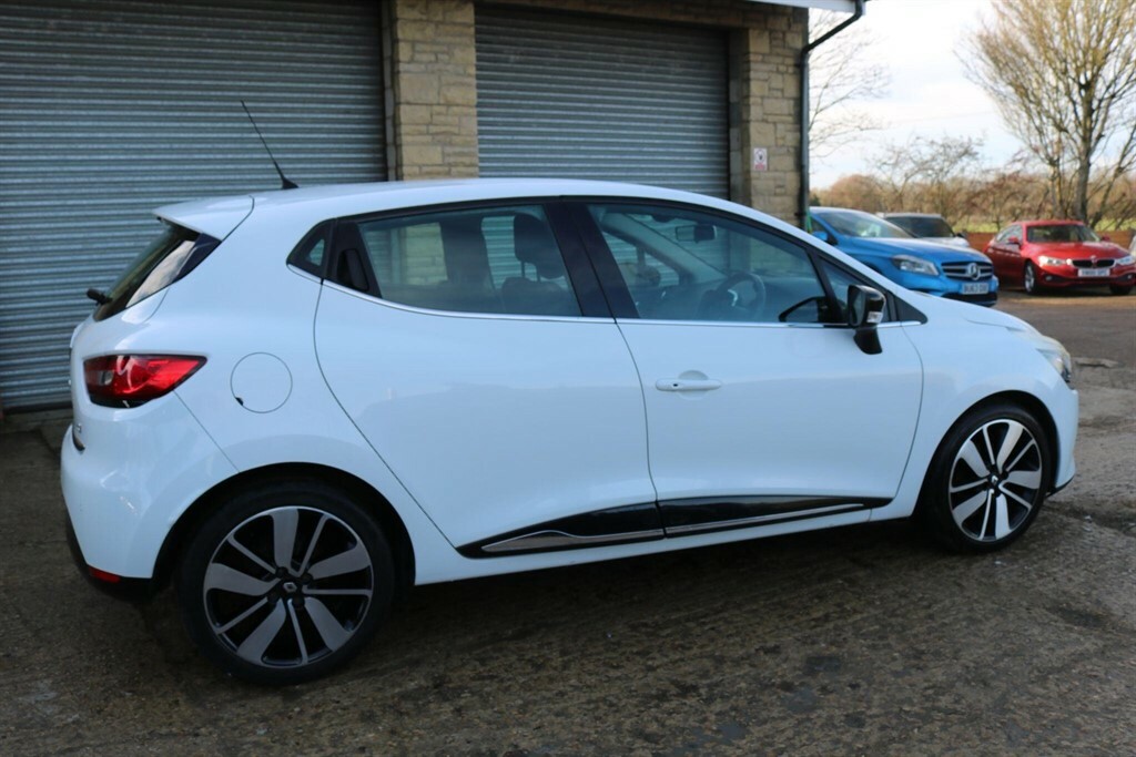 Renault Clio 1.5 Dci Dynamique S Nav Euro 6 Ss WM65XUZ White #5