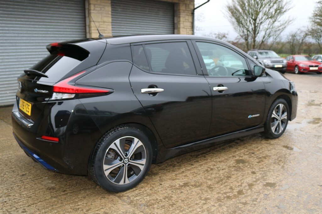 Nissan Leaf 40Kwh 2.Zero Black #6