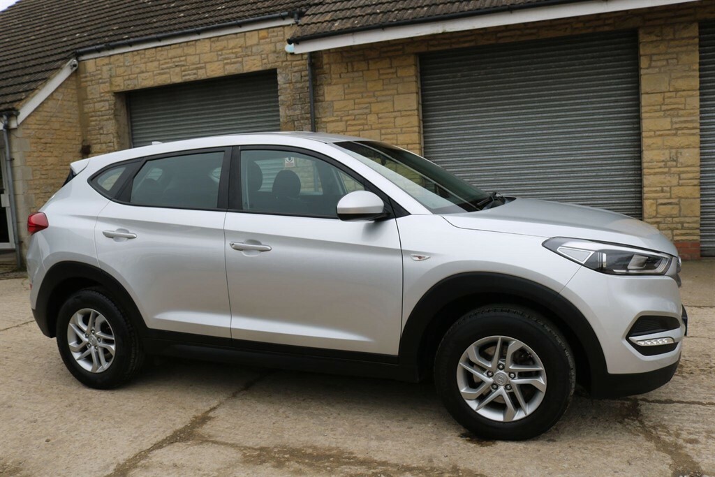 Hyundai Tucson 1.6 Gdi Blue Drive S Euro 6 Ss RV67CXE Silver #3