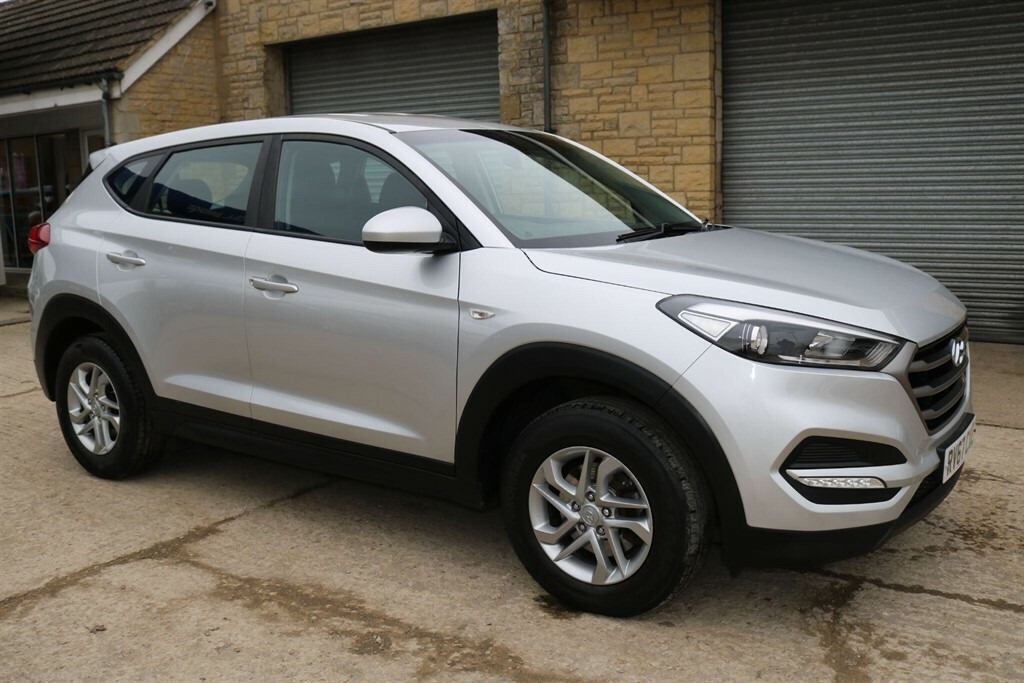 Hyundai Tucson 1.6 Gdi Blue Drive S Euro 6 Ss RV67CXE Silver #2