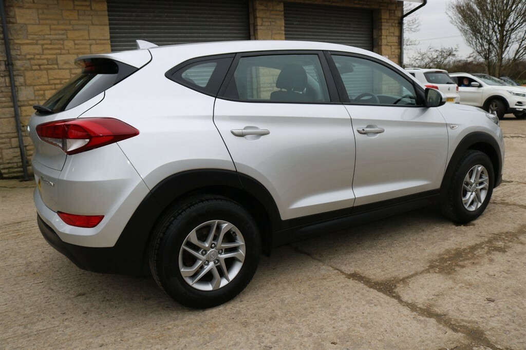 Hyundai Tucson 1.6 Gdi Blue Drive S Euro 6 Ss RV67CXE Silver #5