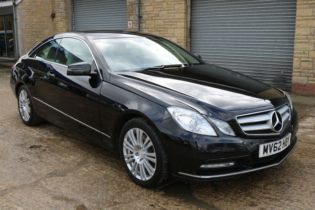 Mercedes-Benz E Class 3.0 Cdi V6 Blueefficiency Se G-tronic Euro 5 Black