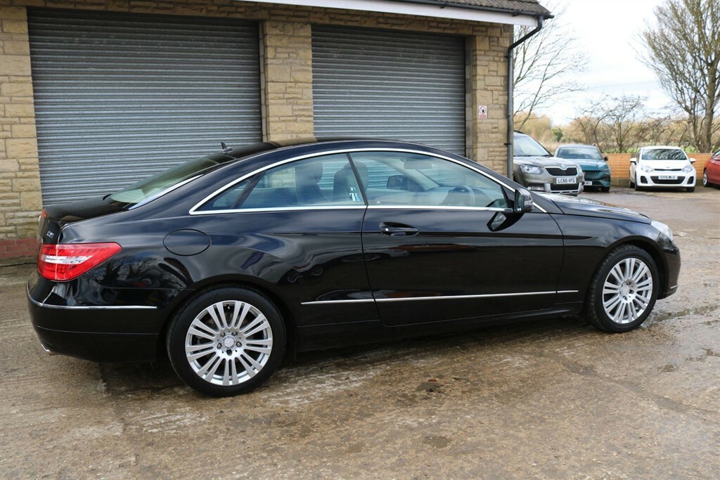 Mercedes-Benz E Class 3.0 Cdi V6 Blueefficiency Se G-tronic Euro 5 Black #5
