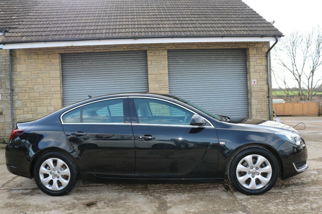 Vauxhall Insignia 1.6 Cdti Ecoflex Tech Line Euro 6 Ss YR16RKU Black #4