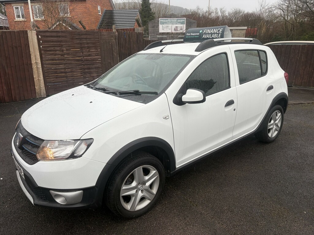 Dacia Sandero Stepway Hatchback 0.9 Stepway Laureate Tce 90 2016 LY16HBD White #5