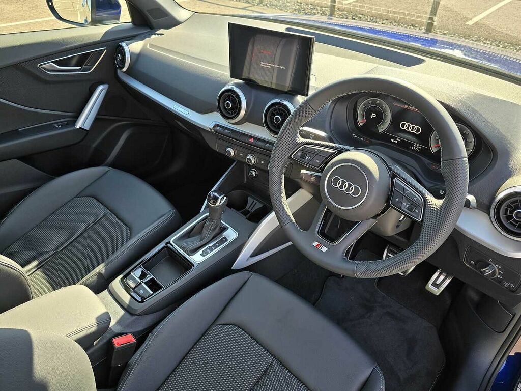 Audi Q2 S Line 35 Tfsi 150 Ps S Tronic - 2025 WG25PXD Blue #6