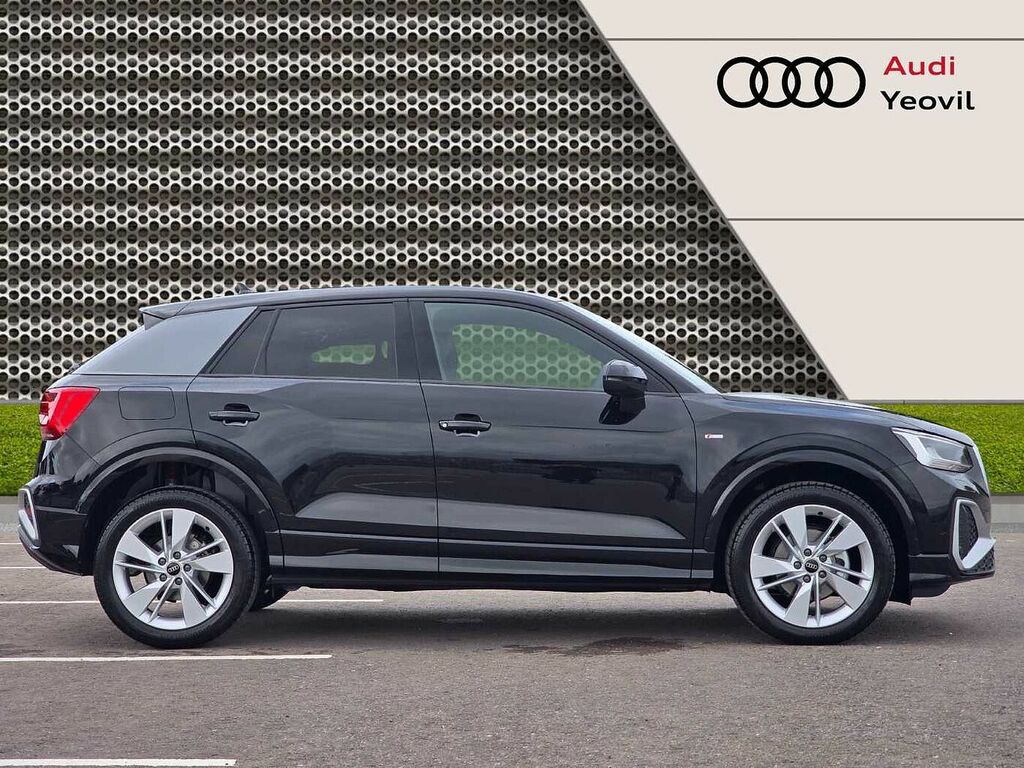 Audi Q2 S Line 35 Tfsi 150 Ps S Tronic - 2025 WF25YEV Black #4