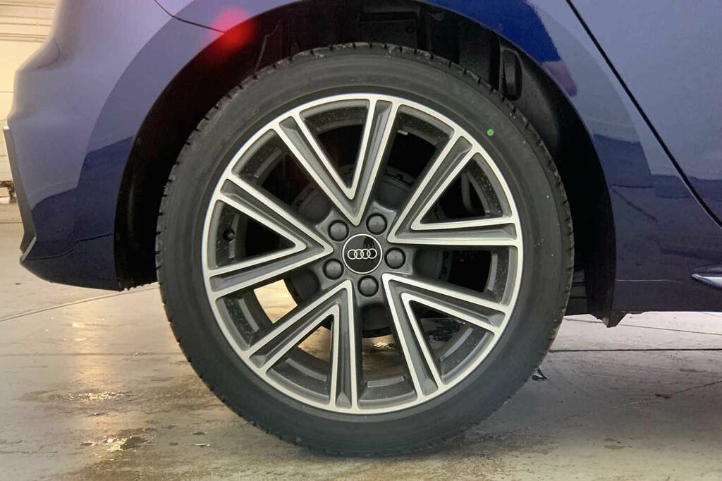 Audi A1 S Line 25 Tfsi 95 Ps 5-Speed - 2024 25 HG25ONC Blue #5