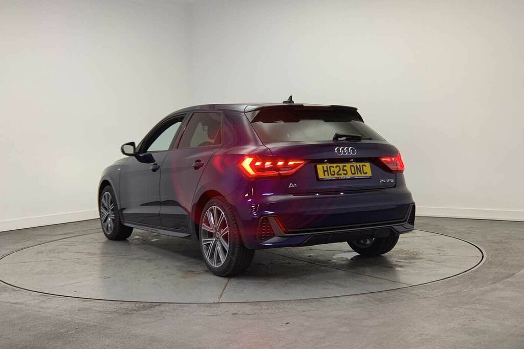 Audi A1 S Line 25 Tfsi 95 Ps 5-Speed - 2024 25 HG25ONC Blue #3