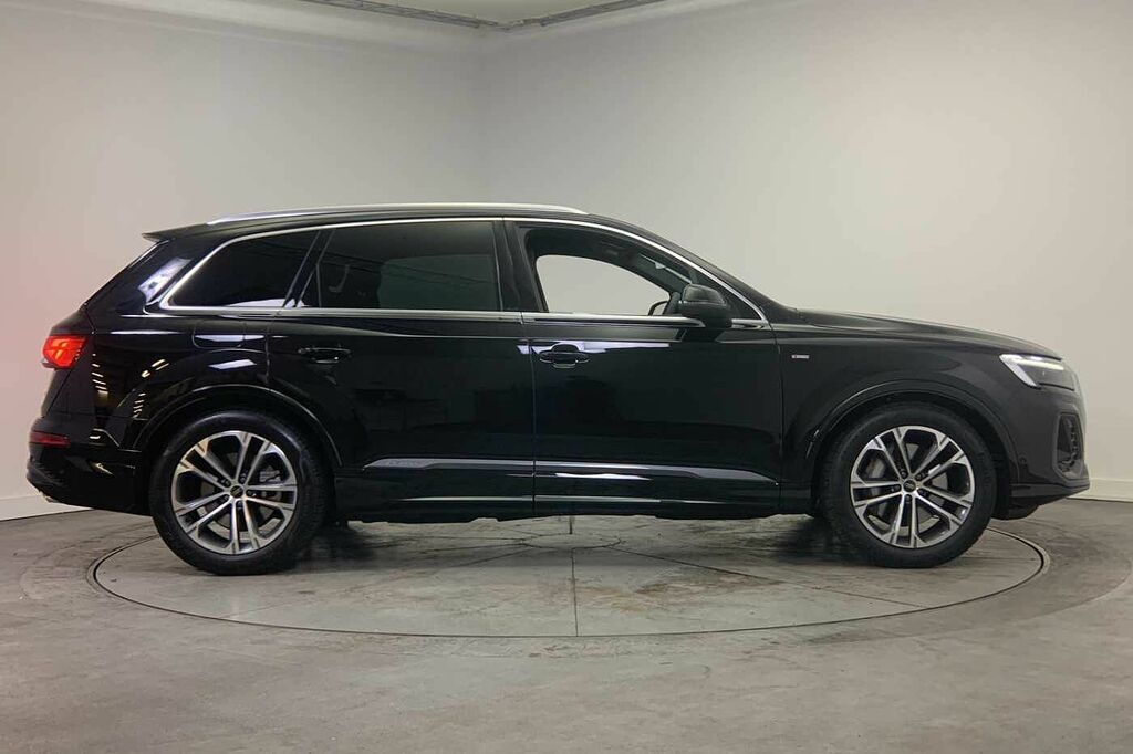 Audi Q7 Suv S Line 45 Tdi Quattro 231 Ps Tiptronic - 2024 Black #4