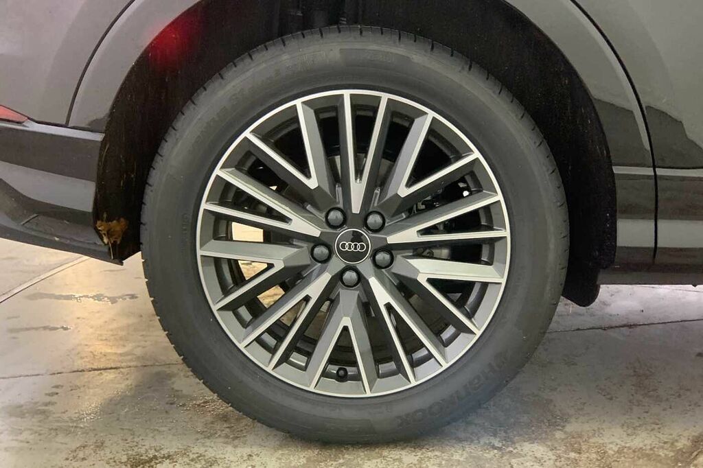Audi Q3 S Line 35 Tfsi 150 Ps 6-Speed - 2024 Black #5