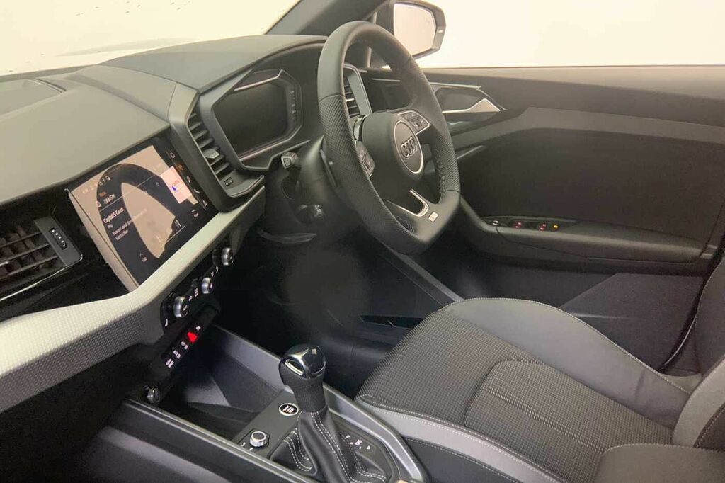 Audi A1 Black Edition 35 Tfsi 150 Ps S Tronic - 2025 HG75DKA Silver #2