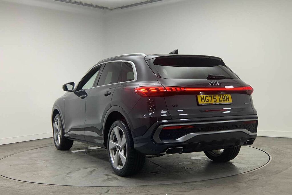 Audi Q5 Suv S Line Tfsi Quattro 204 Ps S Tronic - 2025 HG75ZBN Grey #3