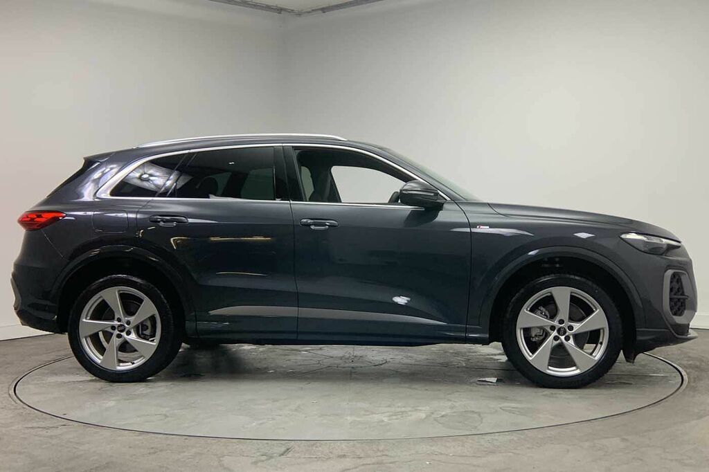 Audi Q5 Suv S Line Tfsi Quattro 204 Ps S Tronic - 2025 HG75ZBN Grey #4