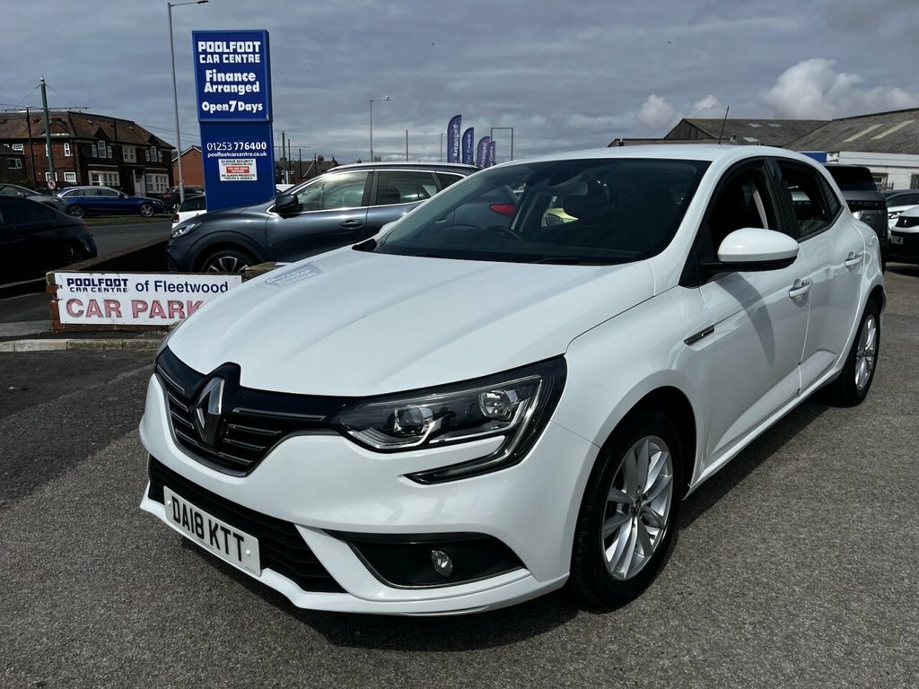 Renault Megane 1.2L Dynamique Nav White #2