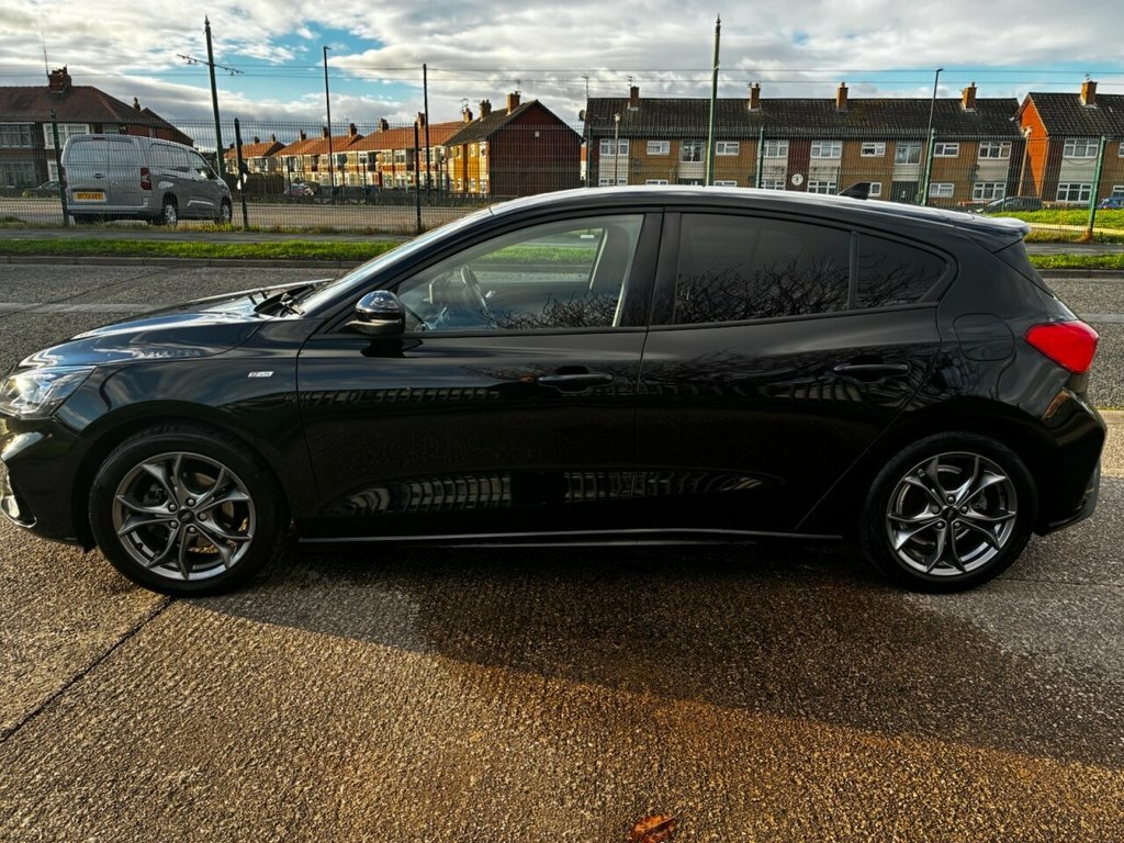 Ford Focus 1L St-line Edition BG71GDV Black #3