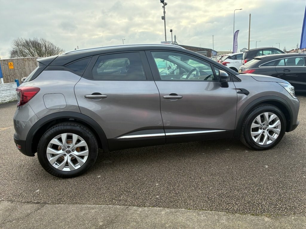 Renault Captur 1.5L Iconic XHZ8425 Grey #6