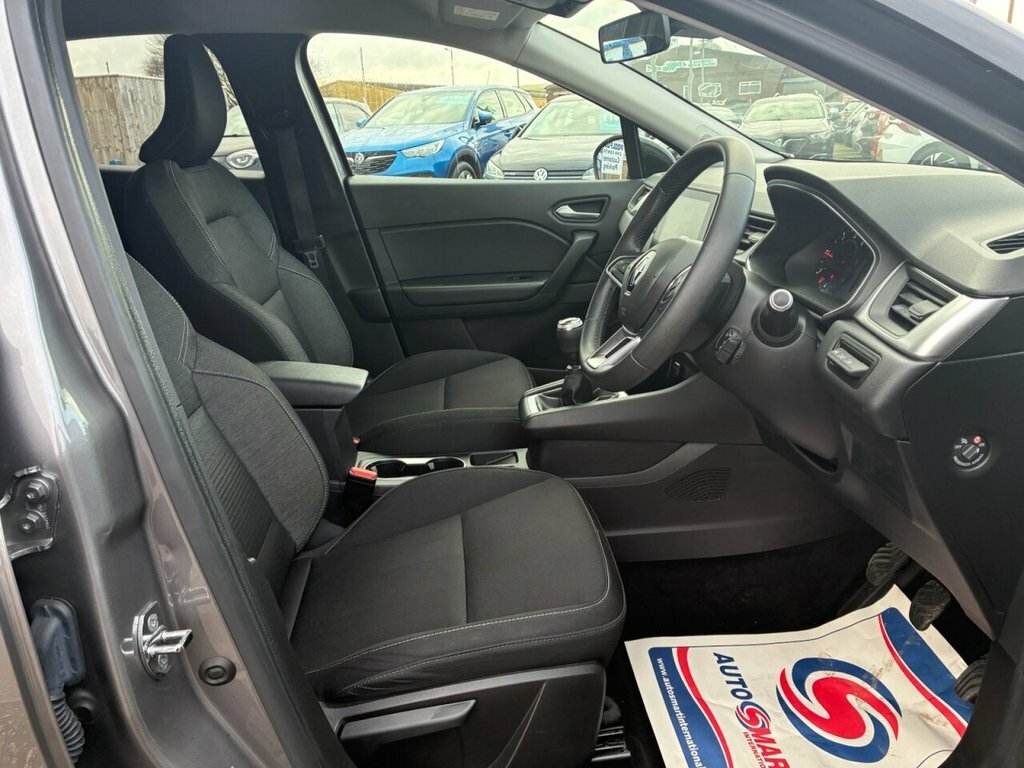 Renault Captur 1.5L Iconic XHZ8425 Grey #4